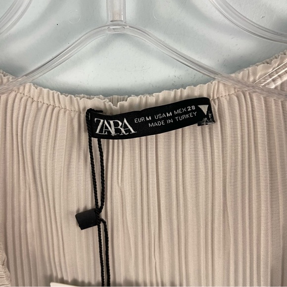 Zara Sleeveless V-neck Rufle Pleated Tie Front Top Blouse Size M - Picture 13 of 15